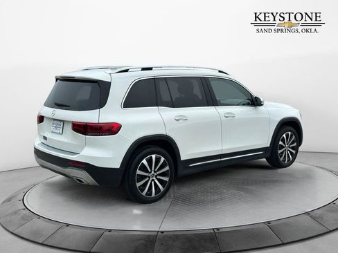 Used 2023 Mercedes-Benz GLB 250 image 3