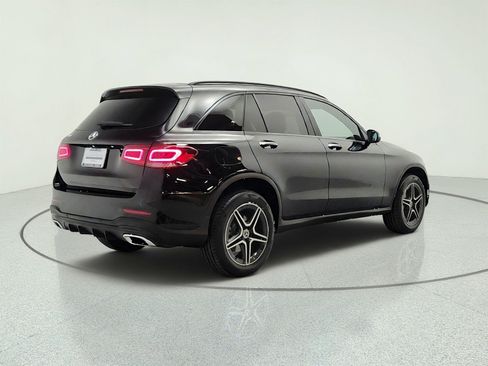 Used 2022 Mercedes-Benz GLC 300 image 5