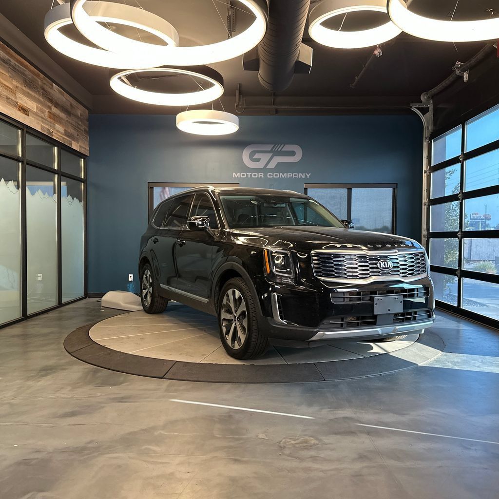 Used 2020 Kia Telluride EX w/ EX Premium Package AWD/4WD image 1