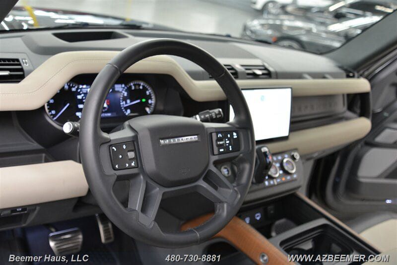 Used 2023 Land Rover Defender 130 X AWD/4WD image 16