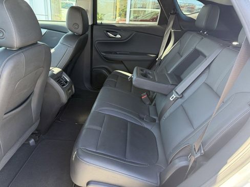 Used 2024 Chevrolet Blazer LT image 39