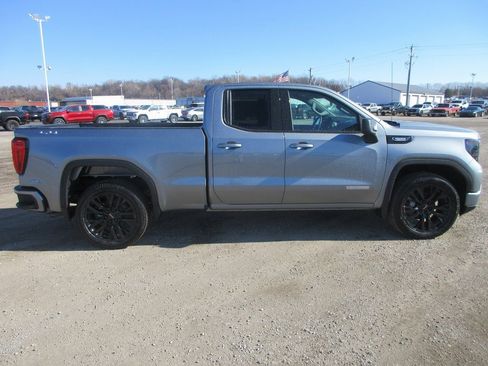 New 2026 GMC Sierra 1500 Elevation image 3