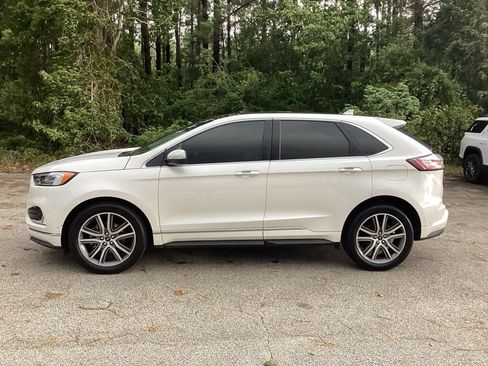 Used 2019 Ford Edge Titanium w/ Equipment Group 301A FWD image 7