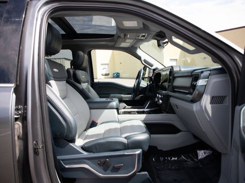 Used 2023 Ford F350 Limited w/ FX4 Off-Road Package AWD/4WD image 11