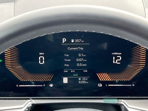 Certified 2025 Kia Sorento EX image 32