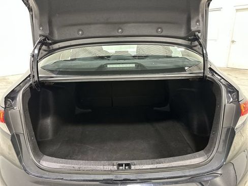 Used 2024 Toyota Corolla LE FWD image 22