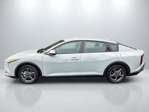 Certified 2025 Kia K4 LXS image 4