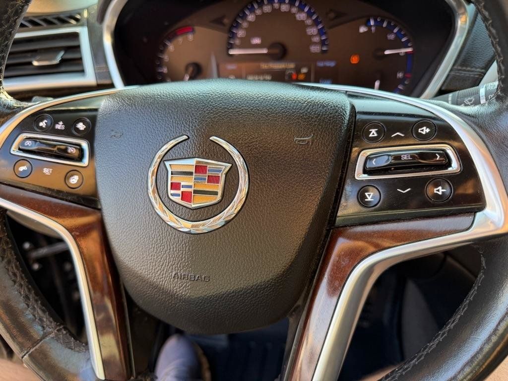 Used 2013 Cadillac SRX Premium FWD image 37
