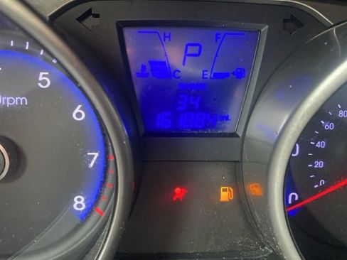 Used 2011 Hyundai Tucson Limited w/ Premium Pkg 3 image 14