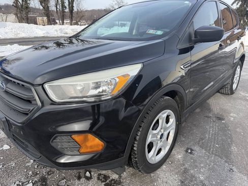 Used 2017 Ford Escape S FWD image 3