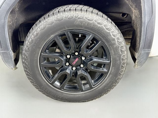Used 2023 GMC Sierra 1500 Elevation w/ X31 Off-Road Package AWD/4WD image 30