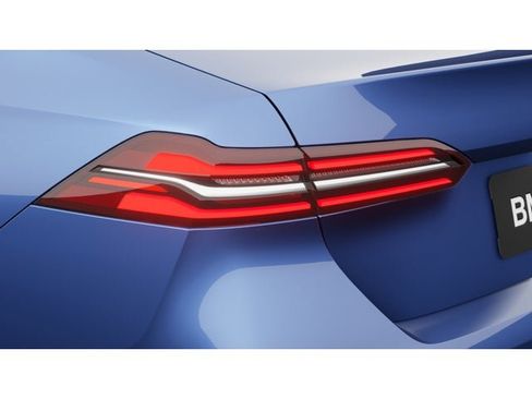 New 2027 BMW 530i w/ Premium Package RWD image 8
