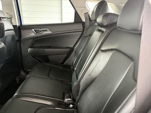 Certified 2025 Kia Sportage SX FWD image 17