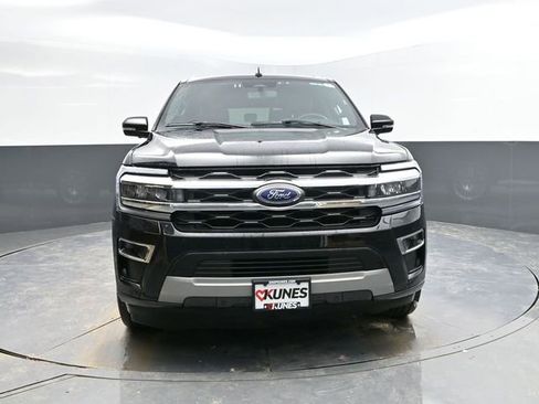 Used 2024 Ford Expedition Max Limited AWD/4WD image 2