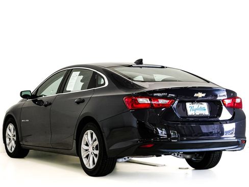 Used 2025 Chevrolet Malibu LT FWD image 8