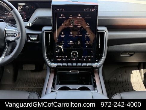 New 2026 GMC Yukon Denali w/ Denali Reserve Package AWD/4WD image 13