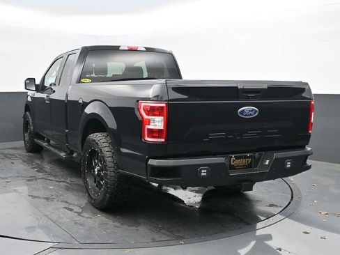 Used 2020 Ford F150 XLT image 3
