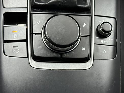 Used 2020 MAZDA MAZDA3 Sedan w/ Select Package image 30