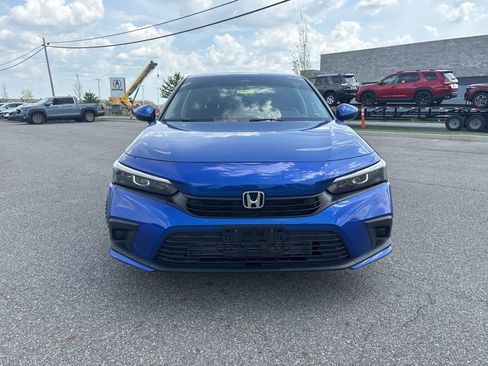 Used 2023 Honda Civic EX image 2