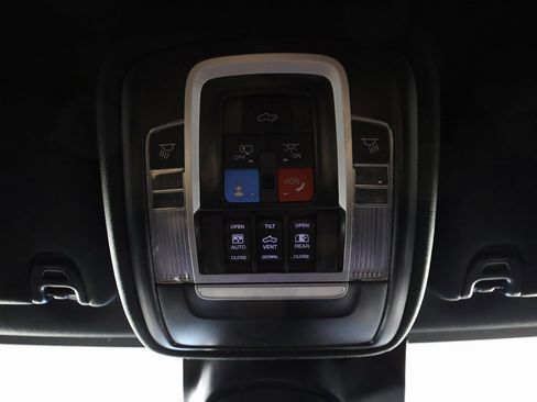 Used 2024 RAM 2500 Limited image 26