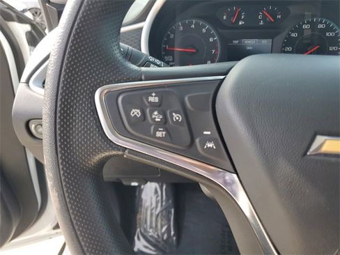Used 2024 Chevrolet Malibu LT image 24