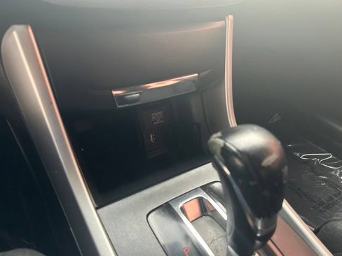 Used 2013 Honda Accord Sport image 21