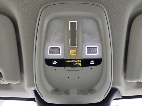 Used 2022 Volvo XC60 B5 Inscription w/ Climate Package image 30