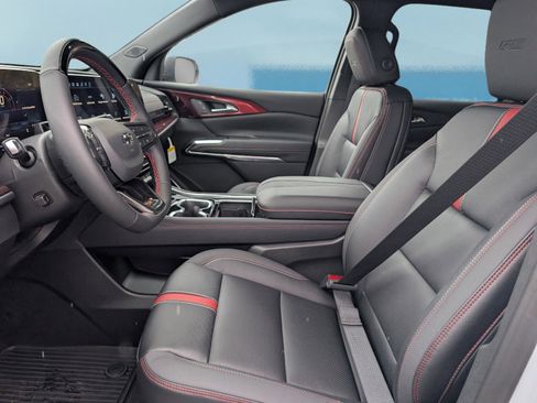 New 2026 Chevrolet Traverse RS image 17