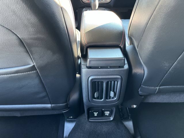 Used 2018 Jeep Compass Trailhawk w/ Cold Weather Group AWD/4WD image 22