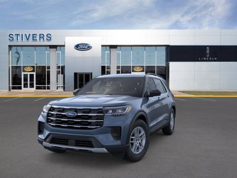New 2026 Ford Explorer Active image 2