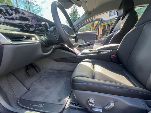 Used 2025 Lucid Air Grand Touring image 18