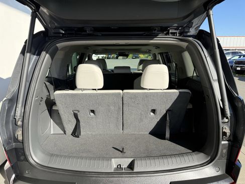 Used 2024 Hyundai Santa Fe Limited image 10