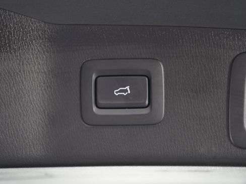 Used 2023 MAZDA CX-5 AWD 2.5 S w/ Premium Package image 18