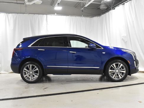 Used 2025 Cadillac XT5 Premium Luxury w/ LPO, Floor Liner Package FWD image 20