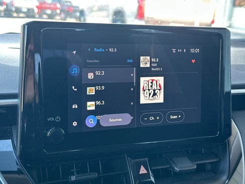 Used 2025 Toyota Corolla LE image 17