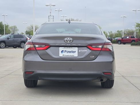 Used 2024 Toyota Camry LE w/ Convenience Package image 6