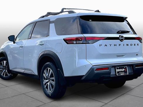 New 2026 Nissan Pathfinder SL image 12