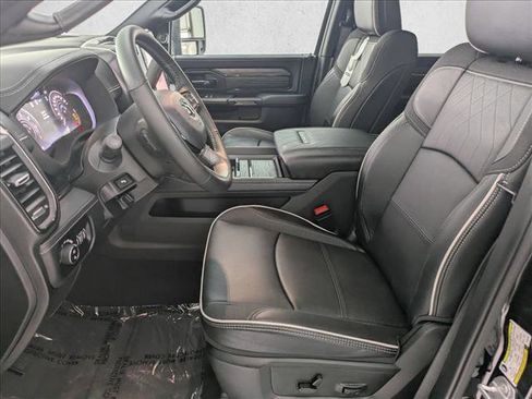 New 2026 RAM 3500 Limited AWD/4WD image 4