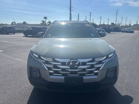 Used 2022 Hyundai Santa Cruz SEL Premium image 2