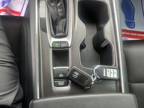 Used 2019 Honda Accord Sport image 11