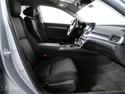 Used 2021 Honda Accord LX image 11