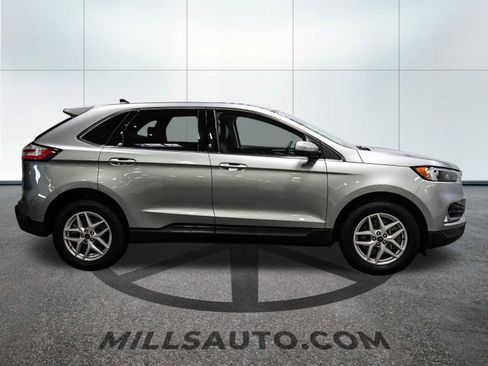 Certified 2024 Ford Edge SEL w/ Convenience Package AWD/4WD image 9