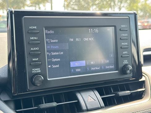 Used 2019 Toyota RAV4 XLE w/ Convenience Package FWD image 25