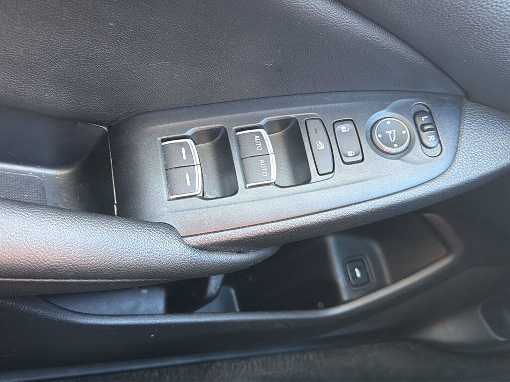 Used 2019 Honda Accord EX image 19