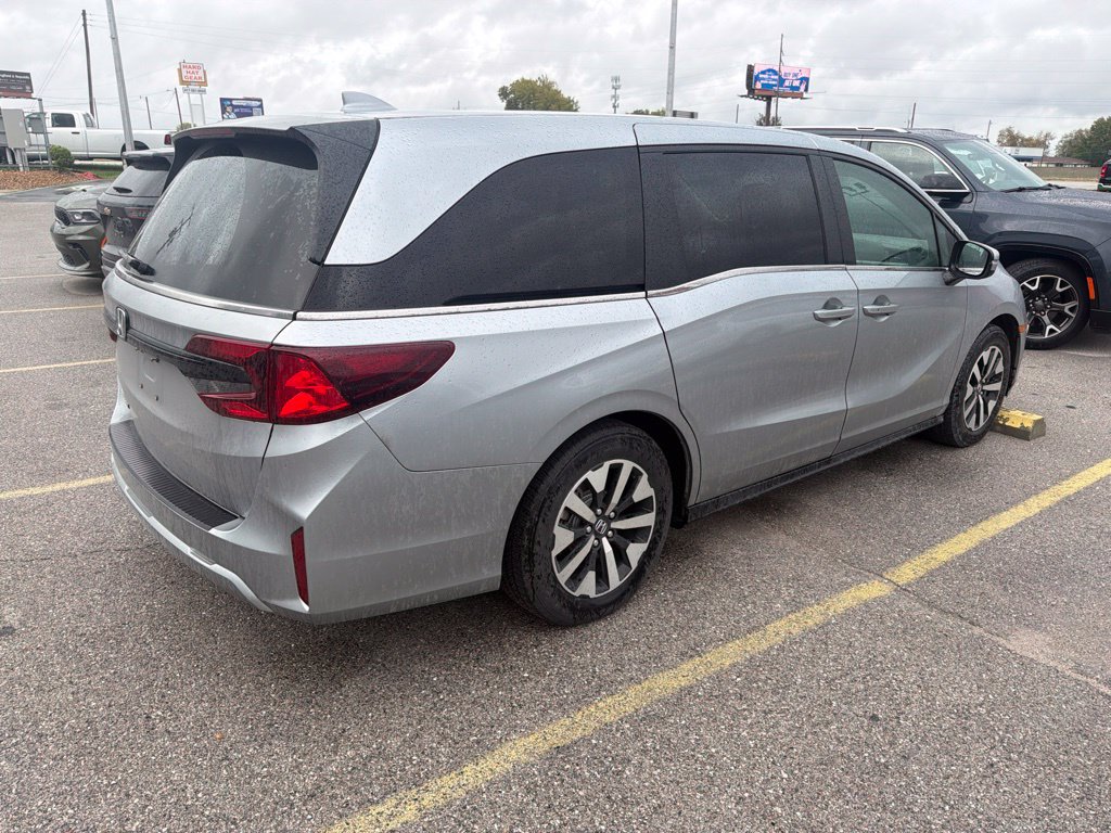 Used 2025 Honda Odyssey EX-L image 6
