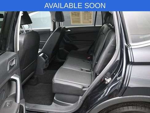Used 2019 Volkswagen Tiguan SE AWD/4WD image 27