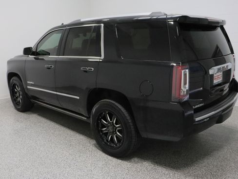 Used 2016 GMC Yukon Denali w/ Open Road Package image 9