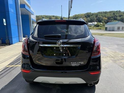 Used 2022 Buick Encore Preferred image 19