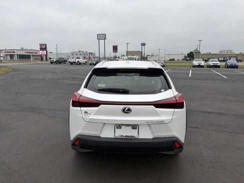 Used 2025 Lexus UX 300h AWD image 15