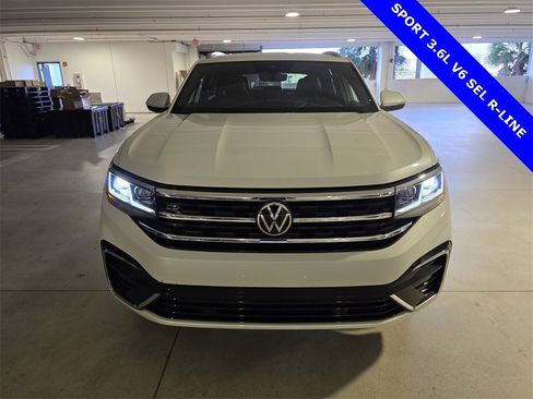 Used 2021 Volkswagen Atlas Cross Sport SEL R-Line image 2
